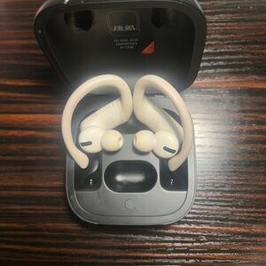 Powerbeats Pro Wireless Bluetooth Headphones Ivory